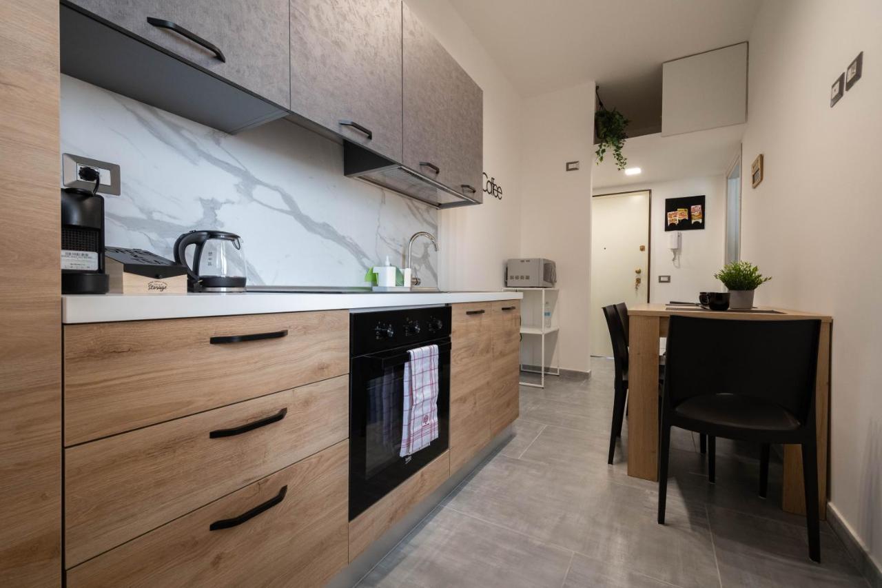 Apartment L&M, Rhomilanofiera Bollate Exteriér fotografie